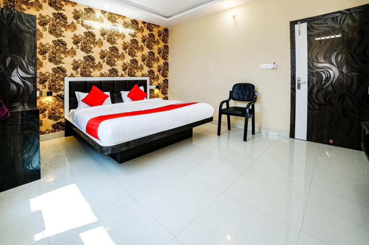โอโย 41923 เปรม คัญช์ รีสอร์ต Hotel เจฮานซี ภายนอก รูปภาพ