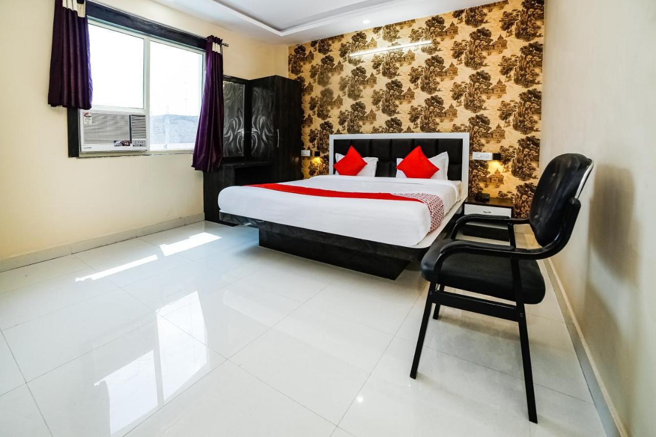 โอโย 41923 เปรม คัญช์ รีสอร์ต Hotel เจฮานซี ภายนอก รูปภาพ